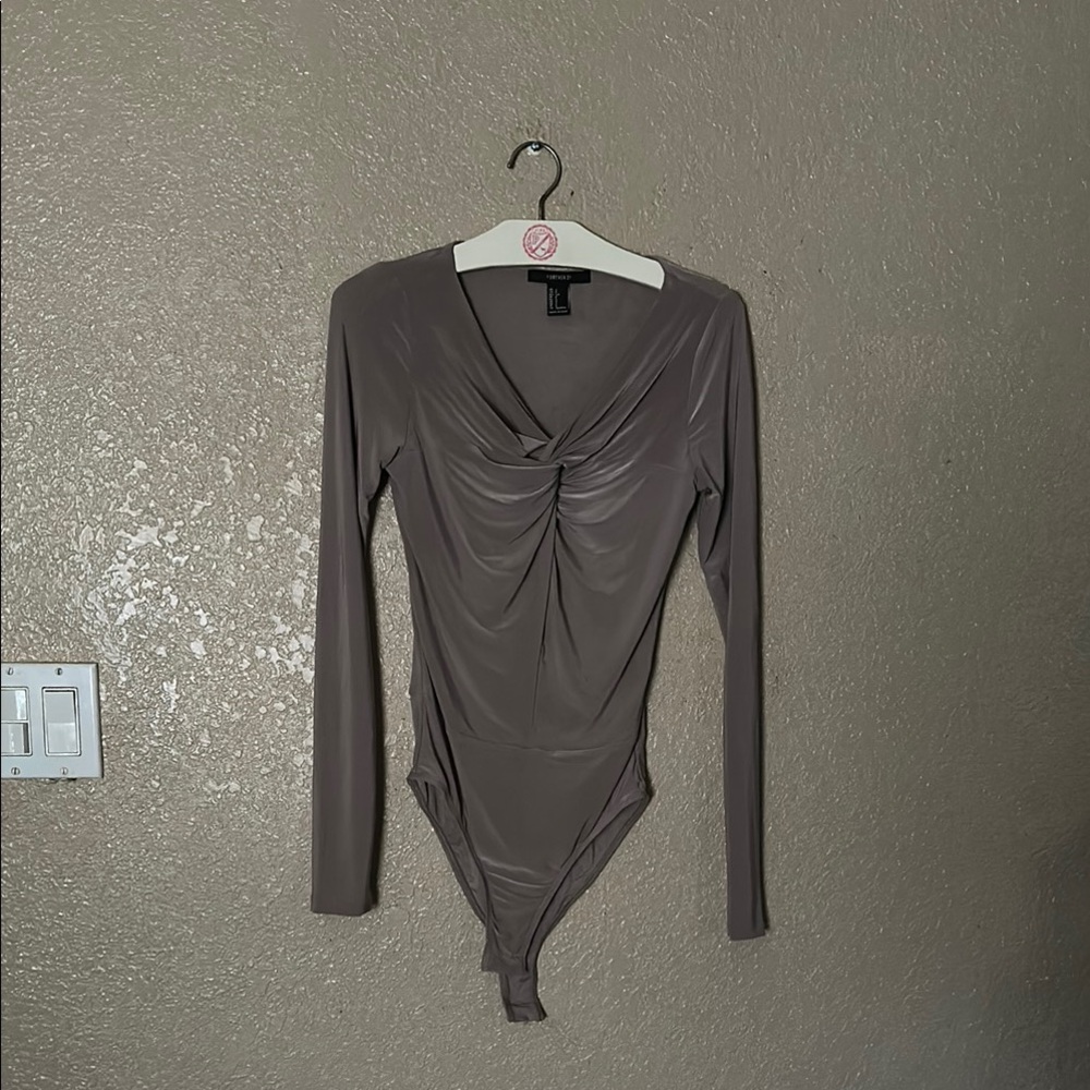 Forever 21 Gray Fitted Ruched Long Sleeve Bodysuit